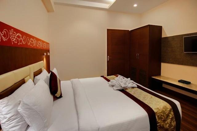 Hotel Rudra Vilas Agra  Buitenkant foto
